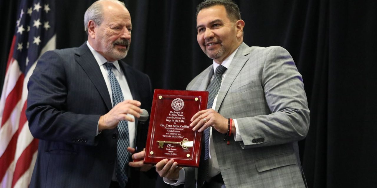 Participa el Presidente Pérez Cuéllar en homenaje al alcalde de El Paso, Oscar Leeser