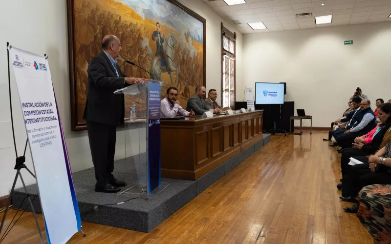 Trabajan secretarías de Salud y Educación en capacitación de personal médico para mejorar la atención a la ciudadanía