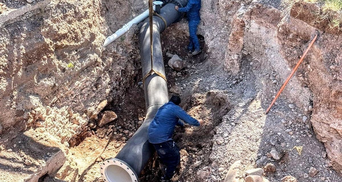 Anuncian baja presión de agua en 50 colonias de la capital