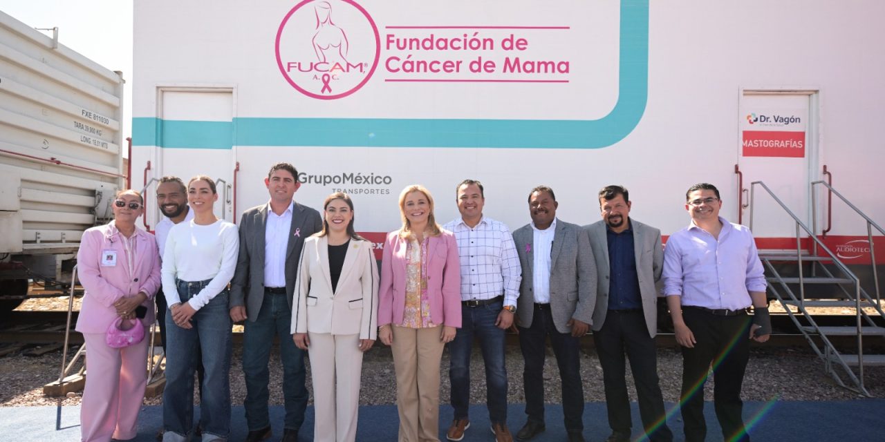Recorre Maru Campos los furgones del Dr. Vagón en su paso por Meoqui
