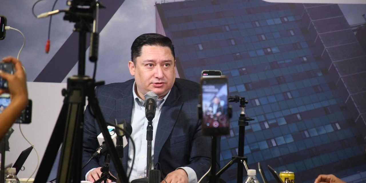 Condenan Diputados del PAN aprobación de Supremacía Constitucional