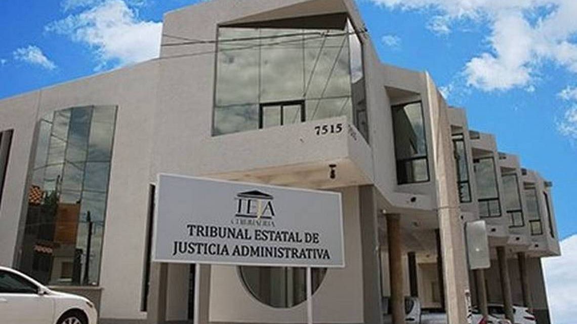 Destituyen e inhabilitan a exfuncionario de Corral por omisión de pagos