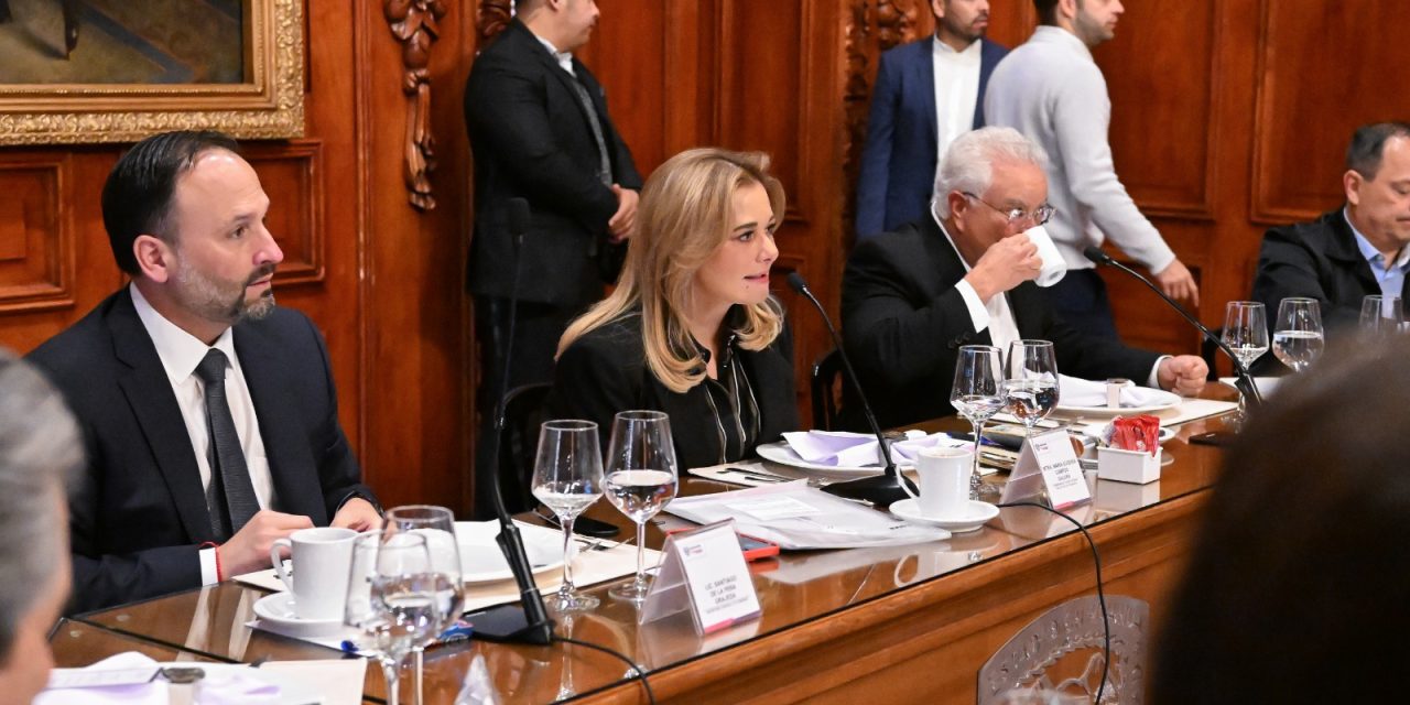 Maru Campos reafirma unión con cámaras empresariales chihuahuenses para promover desarrollo económico