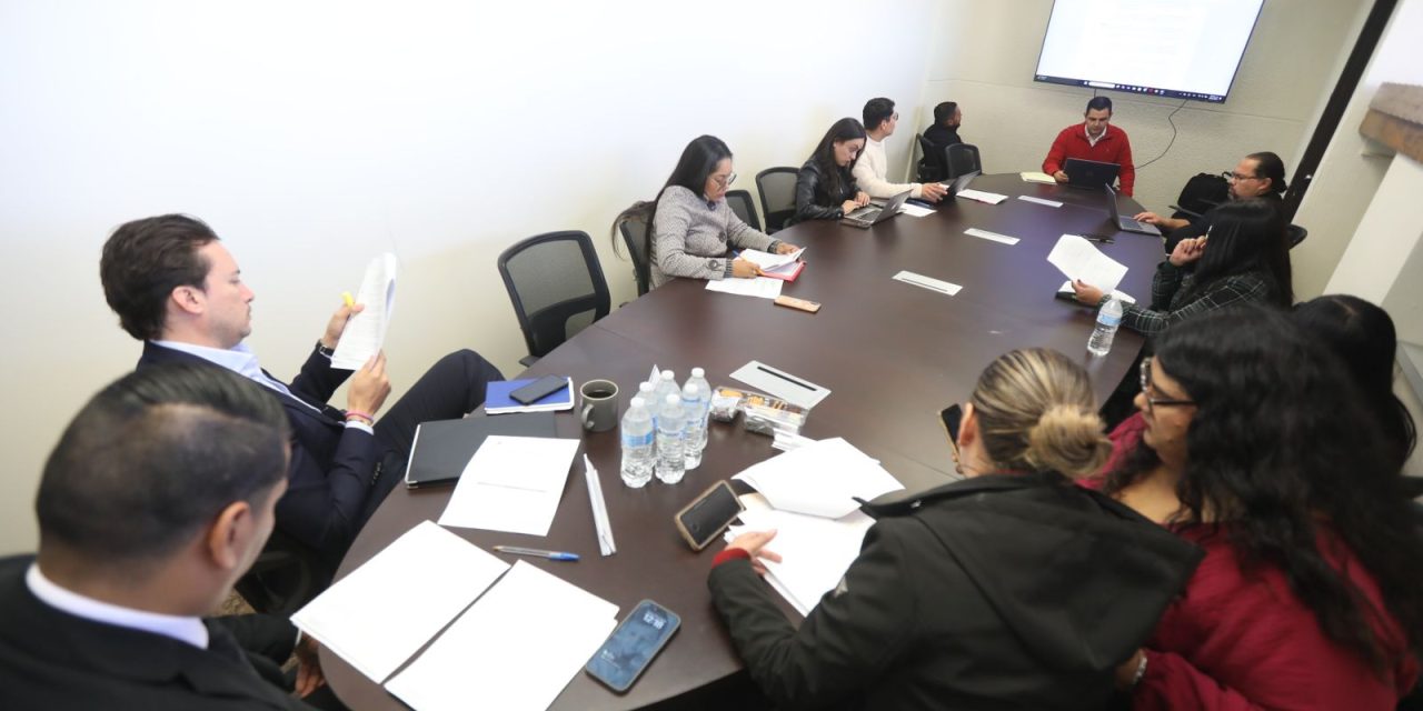 Promueven crear un reglamento para los comités auxiliares de DIF