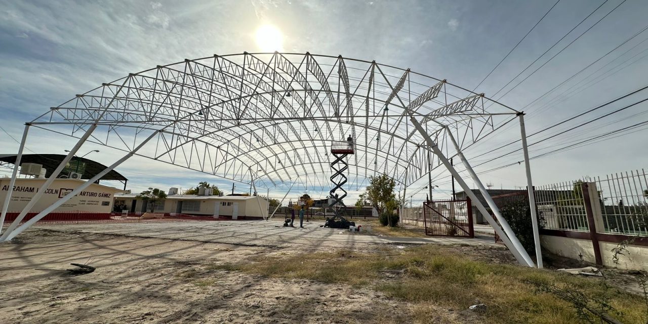 Construye Obras Públicas domo en la Escuela Primaria Arturo Gámiz