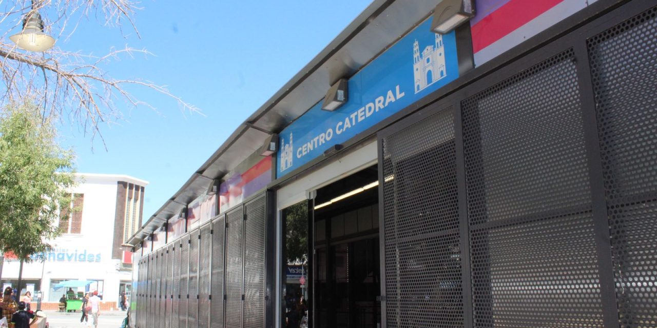 Estación Catedral del JuárezBus habilitada como punto de compra y recarga de tarjetas