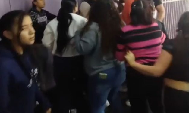 Reubica con violencia DIF Estatal a menores de albergue