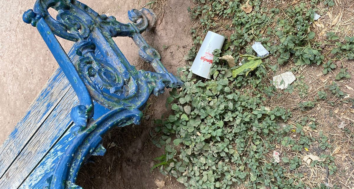 Denuncian presencia de basura en la deportiva