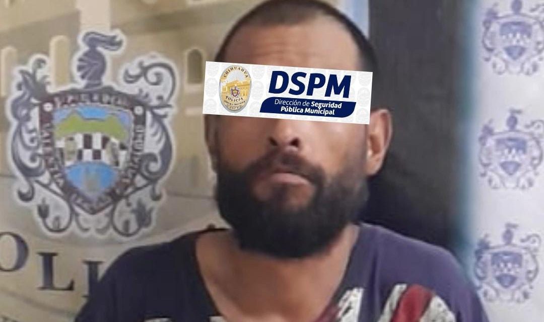 Detienen policías municipales a presunto agresor de adulto mayor