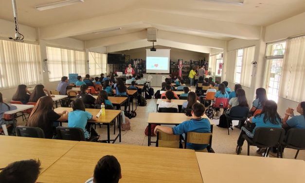Se capacitó a más de mil 400 estudiantes en prevención de violencia de género