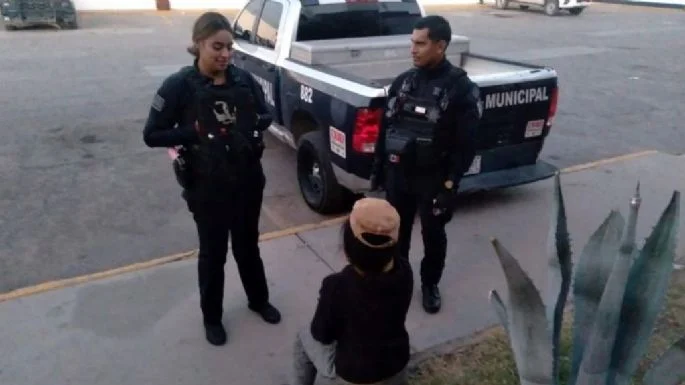 Mujer logra escapar de su casa luego de vivir tres años secuestrada por su pareja