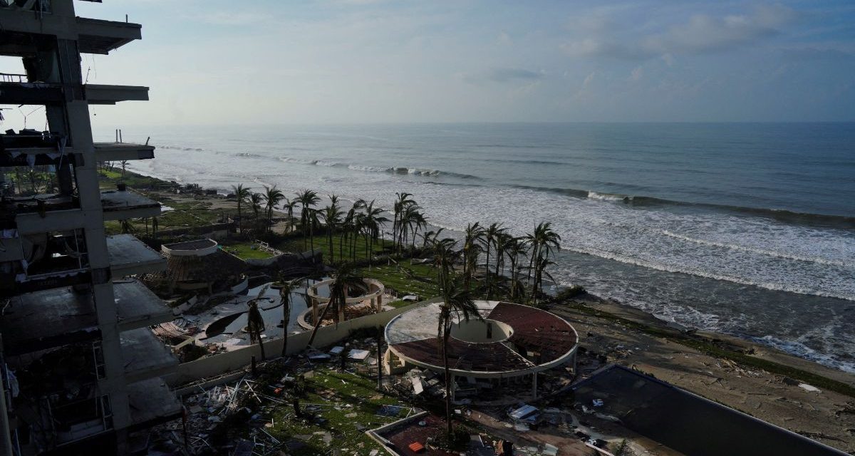 Tardará 10 años levantar Acapulco