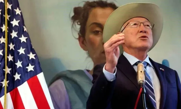 Atiza Ken contra AMLO por seguridad