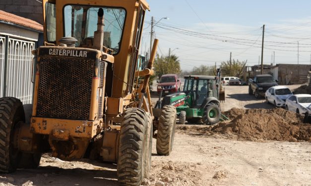 Comienza Obras Públicas trabajos de construcción de la calle Cisne