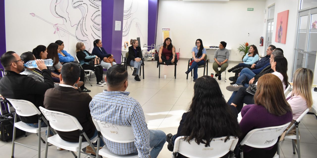Promueven IMM y Casa Amiga sensibilización de la violencia mediante taller vivencial