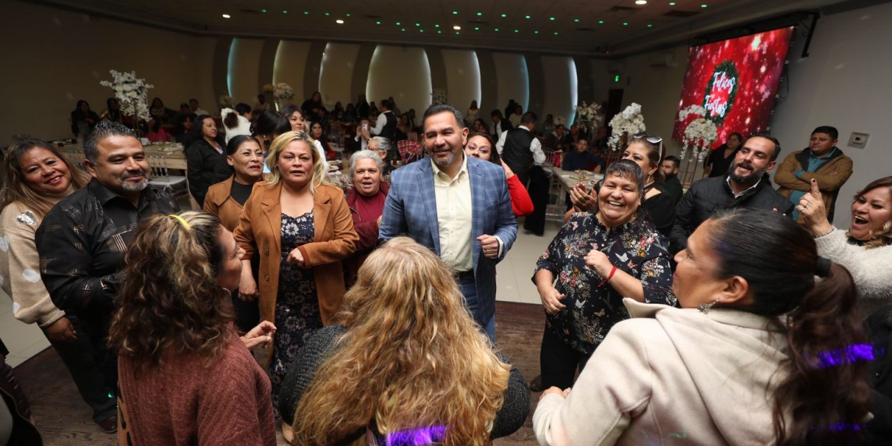 Anuncia alcalde que seguirán los descuentos en permiso para apoyar la actividad comercial