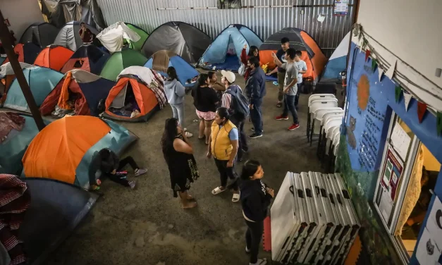 Alistan 25 albergues para deportados de Trump