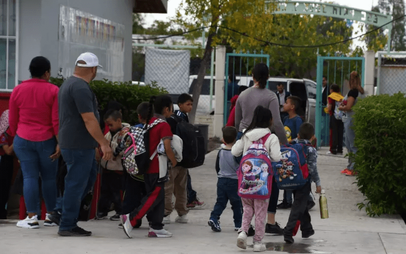 Concluyen actividades en planteles de Educación Básica 