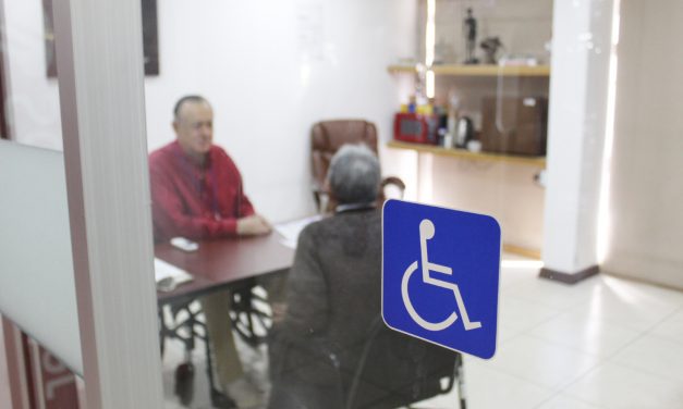 Facilita PCE atención y gestiones a personas con discapacidad con oficina especializada