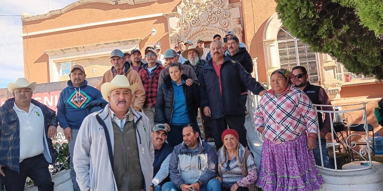 Arriba productores de Delicias para apoyar manifestación en Bienestar