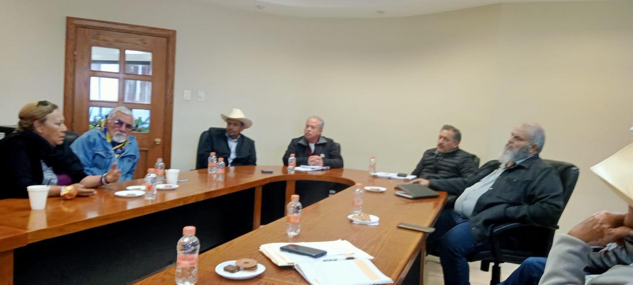 Amenazas productores con cierre de casetas para el viernes