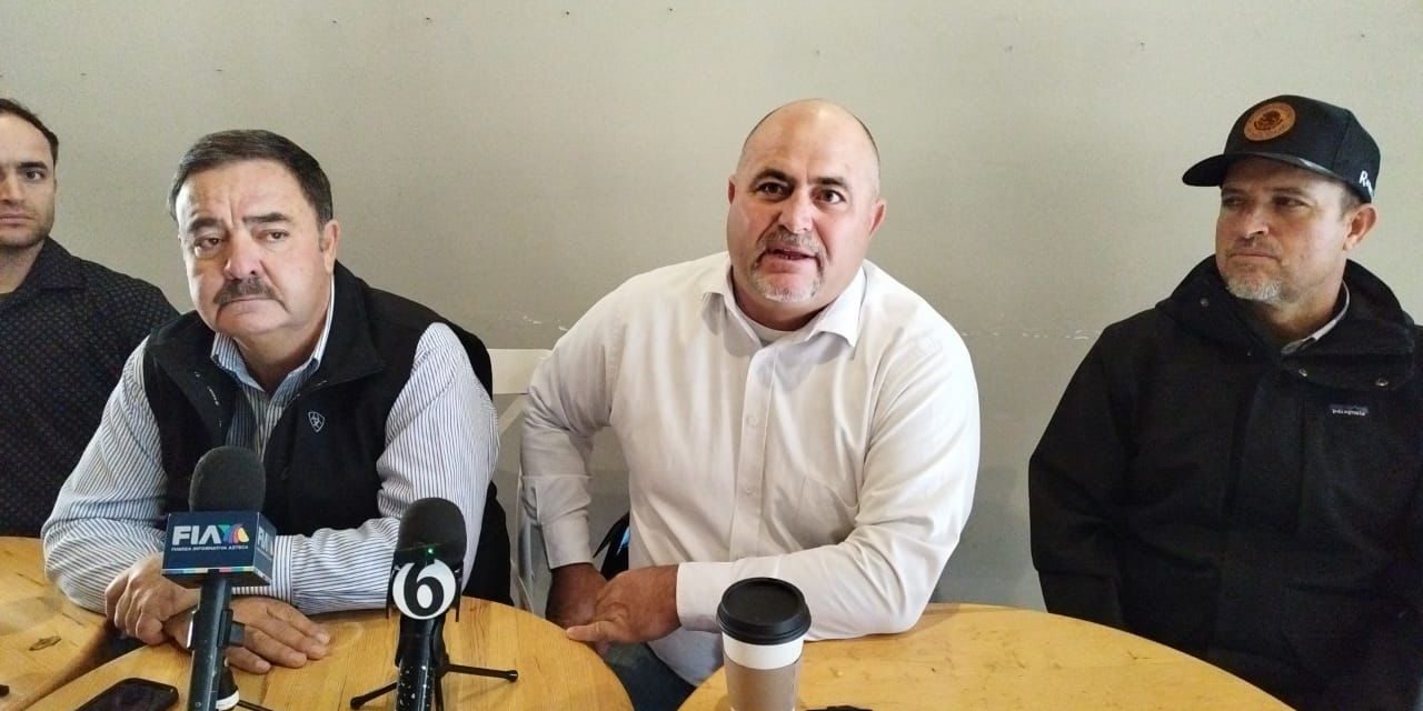 Convoca Julián LeBarón al impago de aduanas