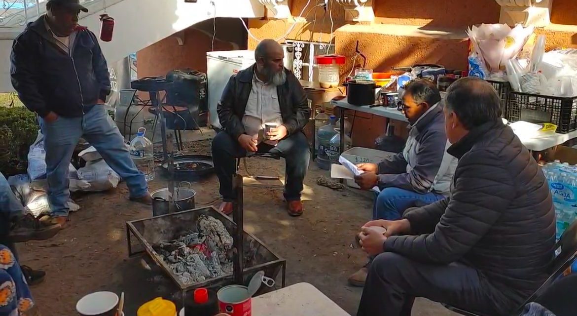 Visita delegado de Sader a productores; pide liberación de Bienestar