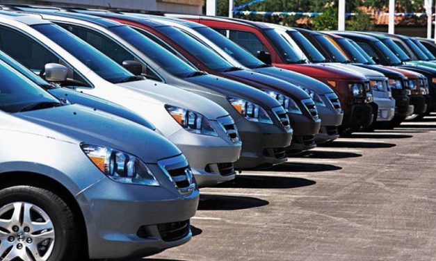 Decrece 13% venta de vehículos nuevos durante el año pasado