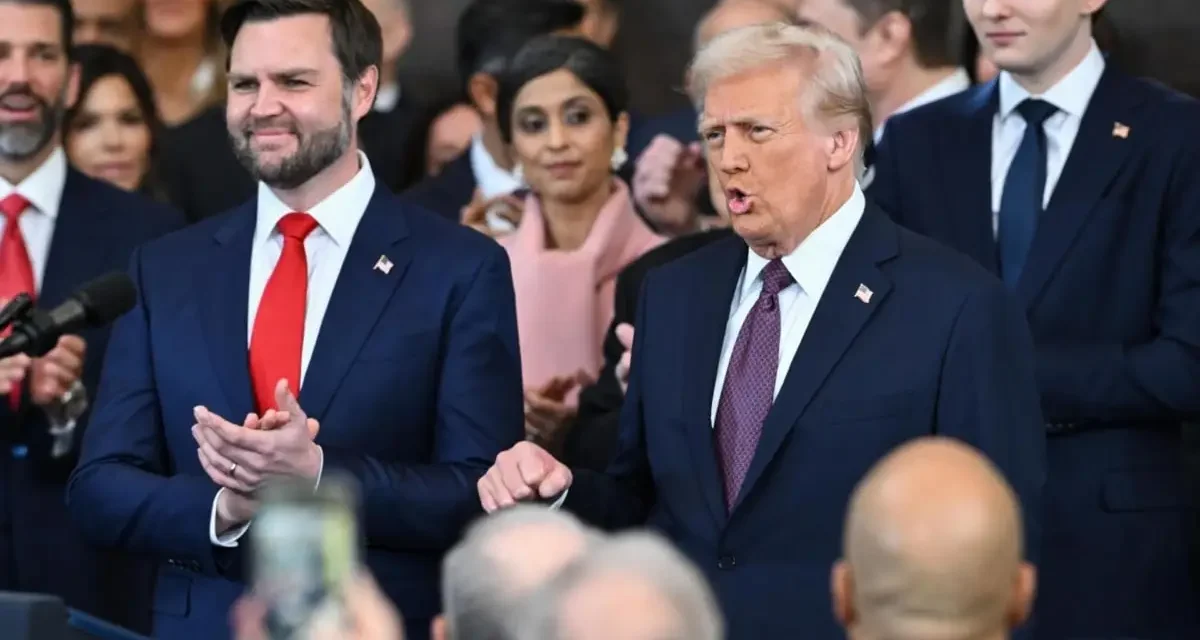 Declara Trump emergencia en la frontera y terroristas a las organizaciones criminales