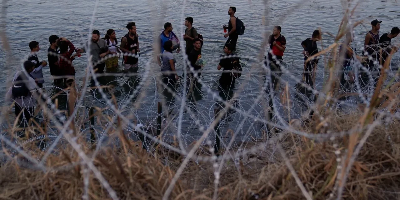 Listo el Congreso de los EU: aprobará ley de deportación masiva