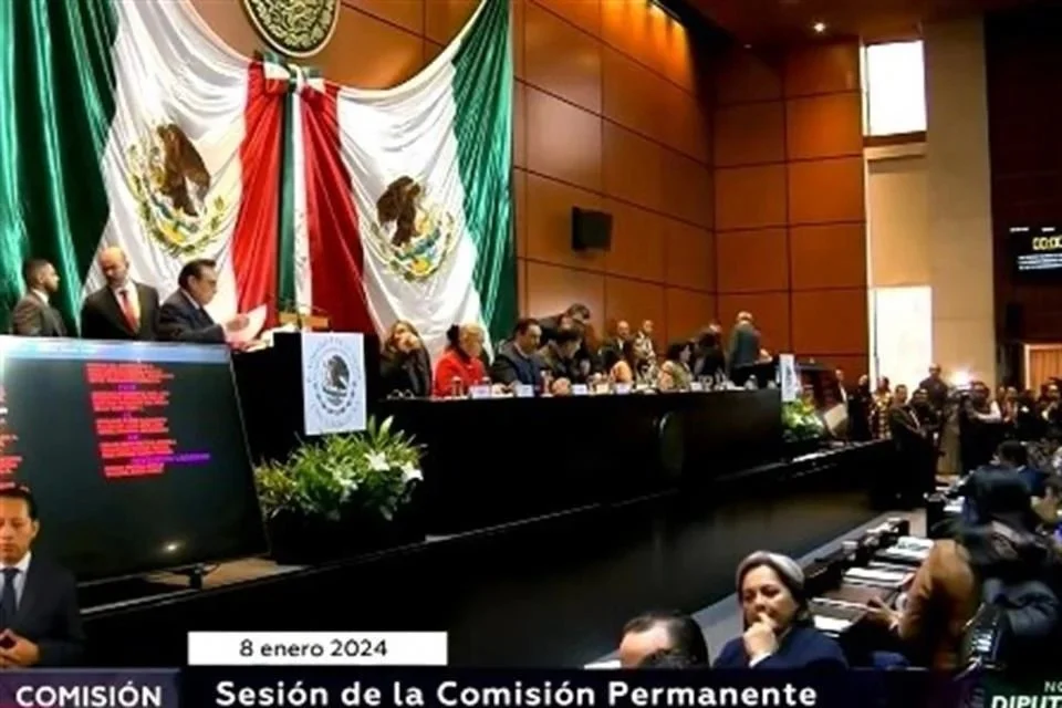 Constitucional, prohibición a vapeadores y fentanilo