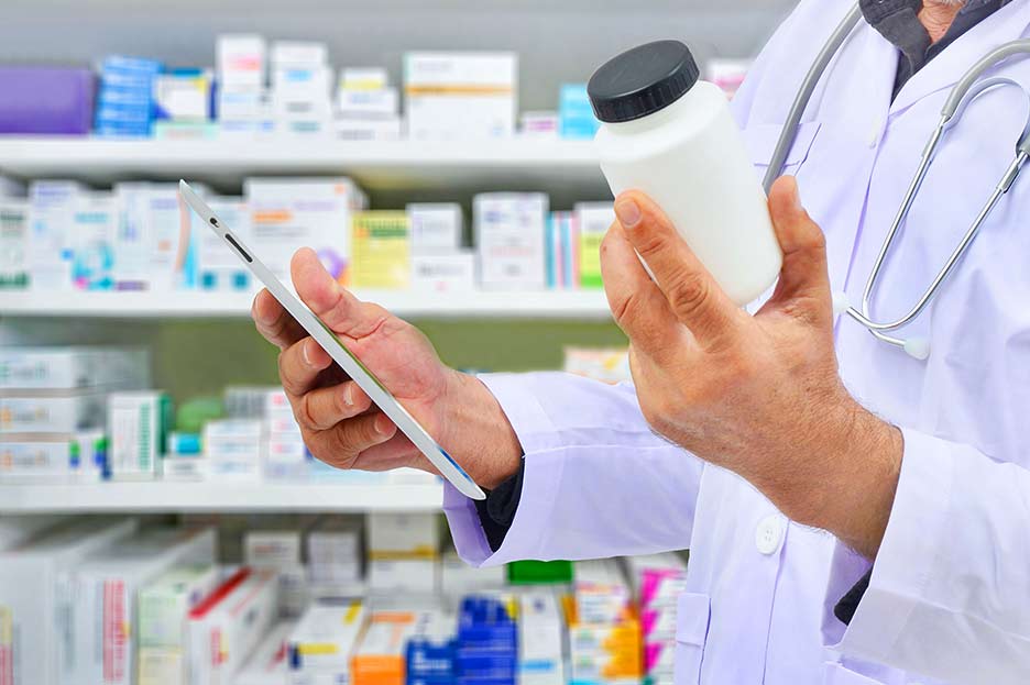 Que explique director de Pensiones Civiles, crisis por desabasto en medicamentos: MORENA