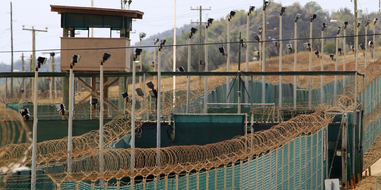 Llegan primeros migrantes a Guantánamo