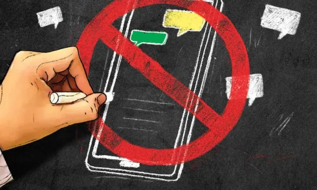 Escuelas Vs. Teléfonos móviles: la nueva batalla en las aulas