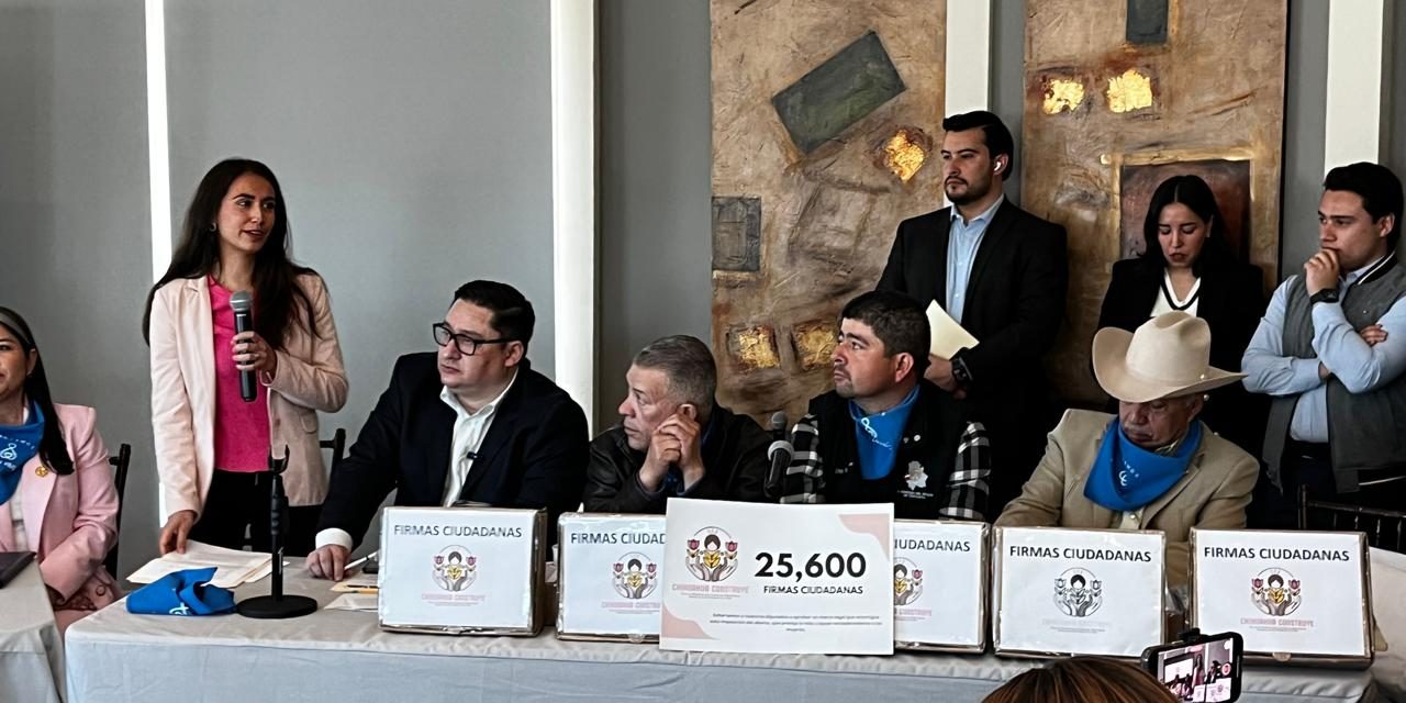 Recibe GPPAN 25 mil firmas contra el aborto
