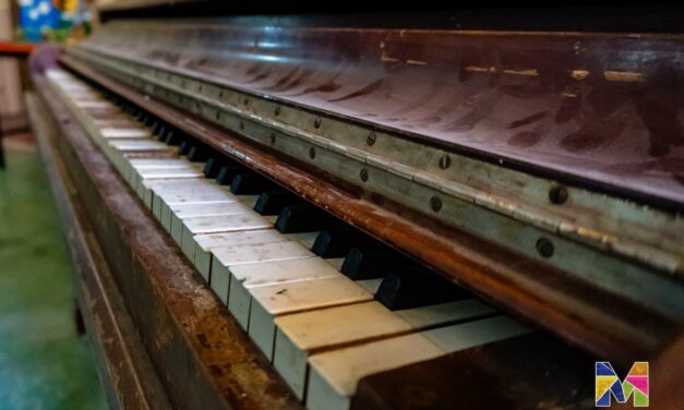 Cuenta Meoqui con dos pianos históricos, uno perteneció al Maestro Filiberto Ramírez, compositor y profesor de la UNAM