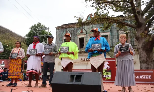 Gana atleta rarámuri la edición 2025 del Ultra Maratón Caballo Blanco