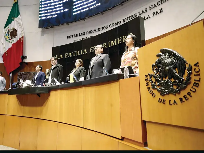 Va baraja nueva para telecomunicaciones; revisarán todos los artículos