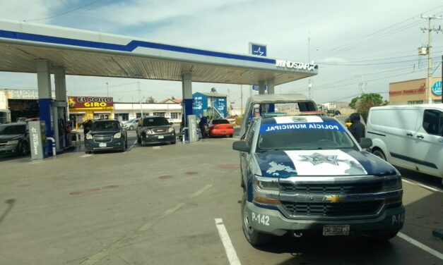 Mujer se retiró de la gasolinera sin pagar