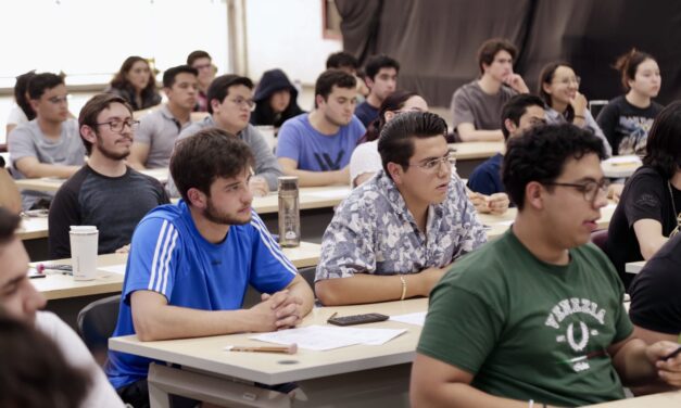 Presentan más de 150 aspirantes examen para capacitarse en TaiwánC
