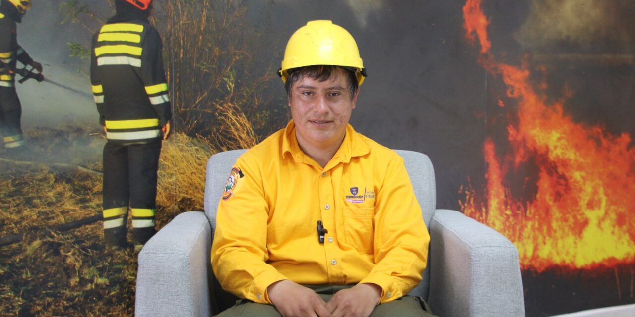 ”El fuego no avisa”: Facundo, brigadista en la Sierra Tarahumara