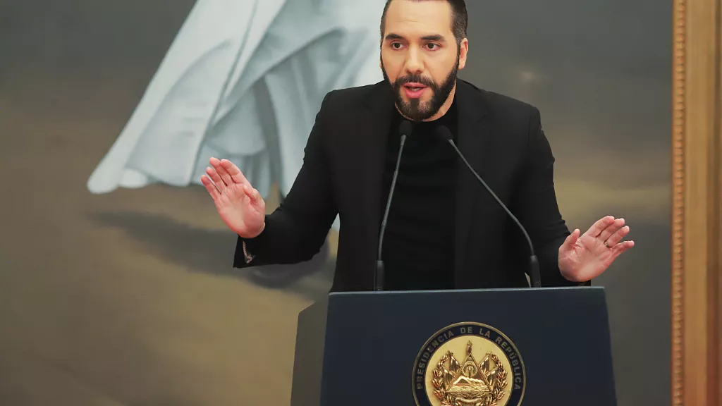 La CIDH denuncia la posible desaparición forzada de una abogada crítica con Bukele