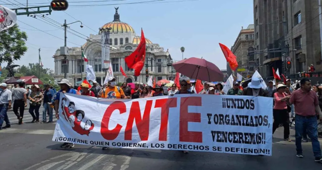 Casi 20 mil escuelas en paro; Oaxaca es el primer lugar