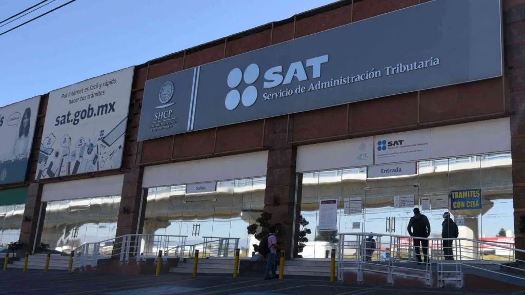Funcionario de CFE, Pemex y SAT podrán portar armas