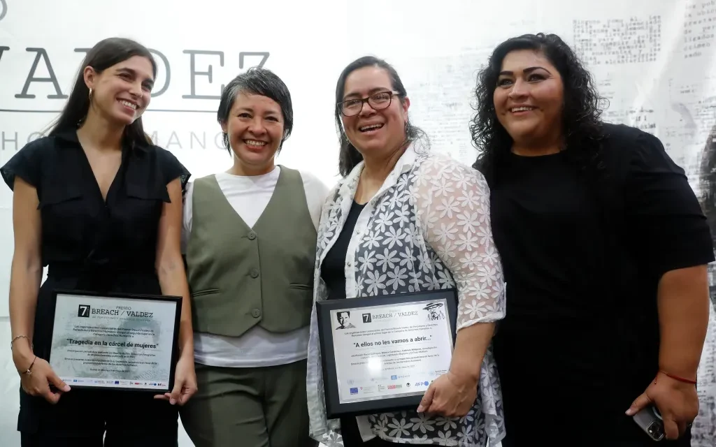 Periodistas mexicanas ganan premio de derechos humanos
