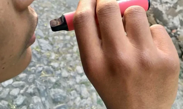Van en contra la venta ilegal de vapes
