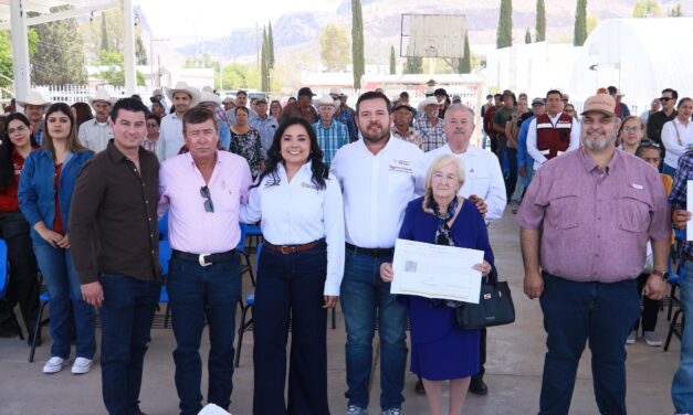 Reciben 26 mil toneladas de fertilizantes agricultores del estado de Chihuahua