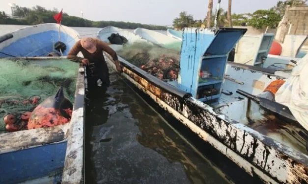 Pescadores afectados sobre derrame de Pemex en Tabasco: “Autoridades se hacen de la vista gorda”
