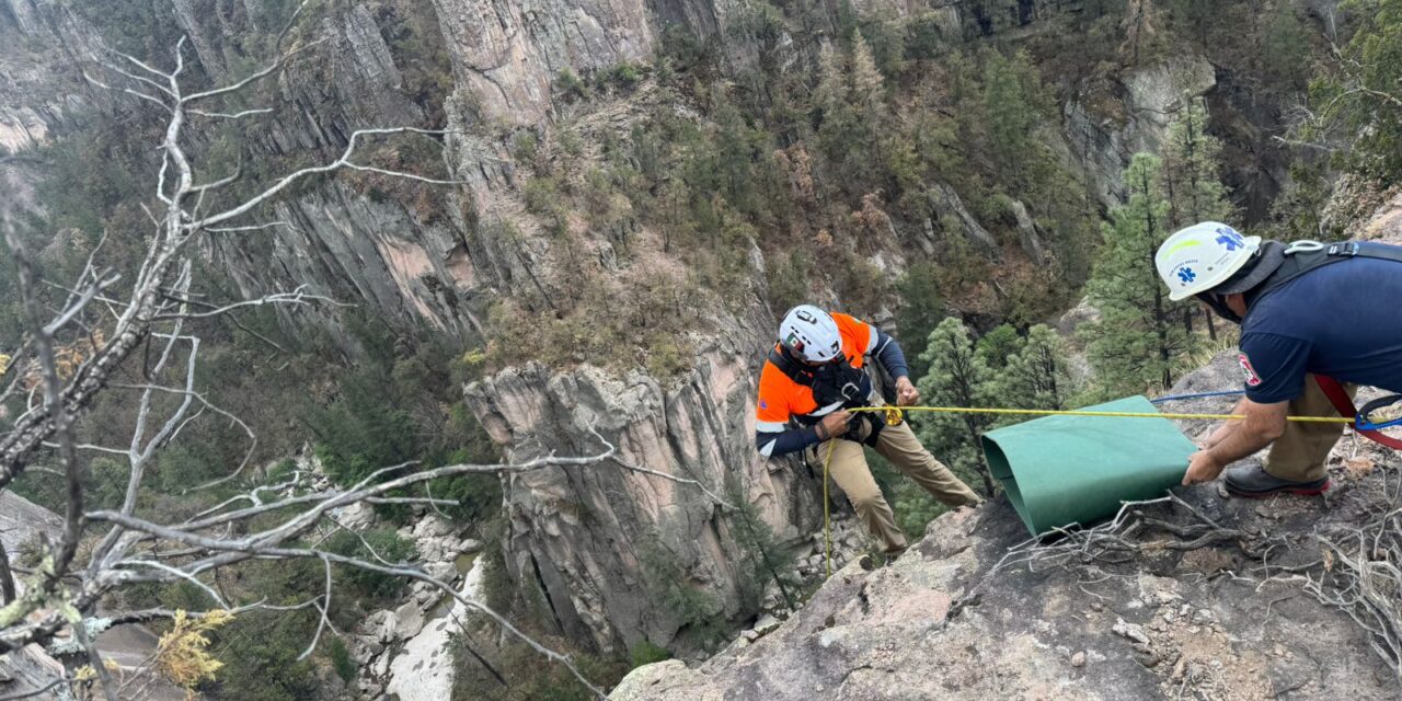 Rescatan cuerpo de hombre sin vida a 150mt de profundidad