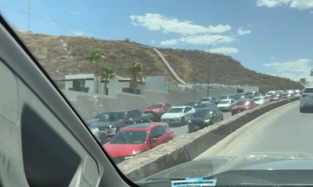 Denuncian fila kilométrica en ingreso a Instituto América